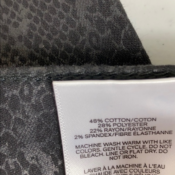 Express Mid Rise Snakeskin Print Ankle Jean - Picture 8 of 8